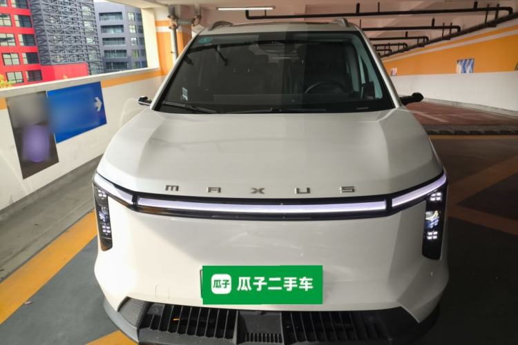 Used SAIC MAXUS Dajia 7 2024 605 km Extended Range Highland Version Six-Seater Front