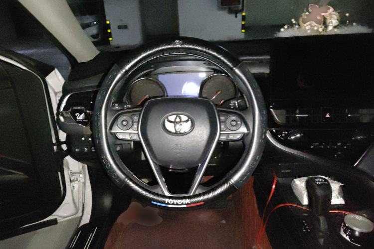 Used Toyota Camry 2021 2.0S FENGSHANG Edition
