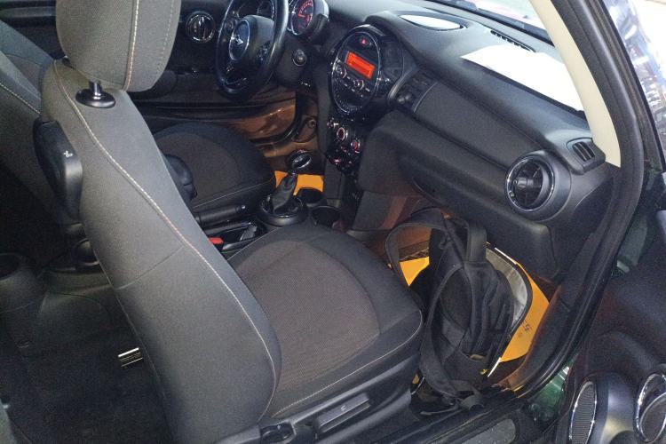 Used MINI 2016 1.2T ONE Pioneer Edition Right Front Seat