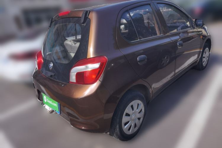 Used Venucia R30 2014 1.2L Manual Enjoyment Edition
