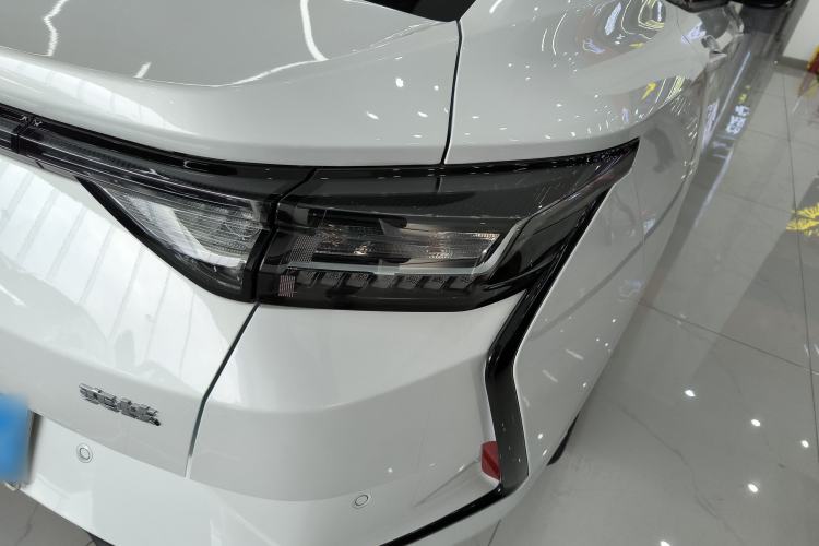 Used Dongfeng Aeolus Yixuan 2025 1.5L Automatic Luxury Version