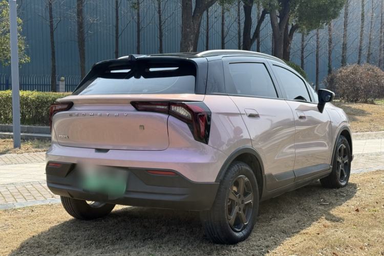 Used Geometry E Firefly 2022 401 km Linglong Tiger 4 Seats