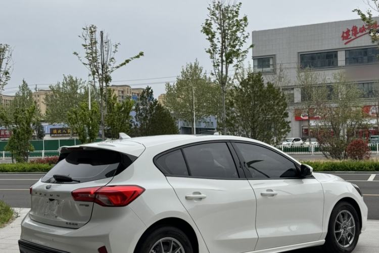 Used Ford Focus 2021 Hatchback EcoBoost 180 Automatic Titanium Edition