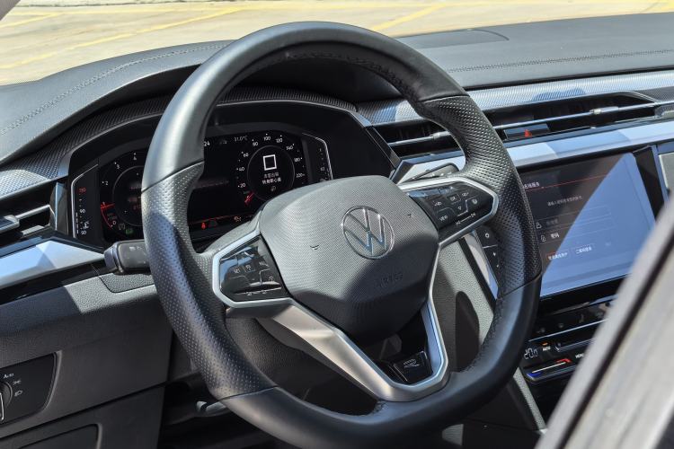 Used Volkswagen FAW-Volkswagen CC 2023 380TSI Striking Edition
