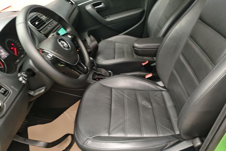 Used Volkswagen Polo 2014 1.6L Automatic Luxury Edition Left Front Seat