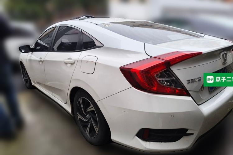 Used Honda Civic 2016 220TURBO CVT Luxury Edition
