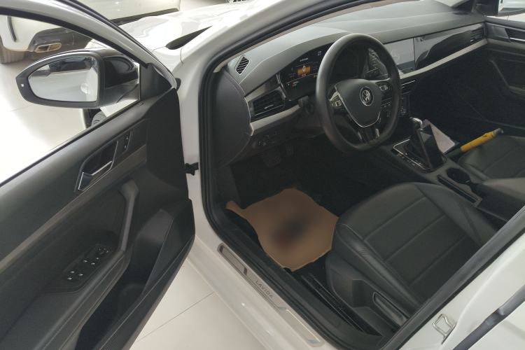 Used Volkswagen Lavida 2022 1.5L Automatic Comfort Edition