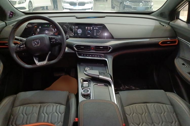 Used CHANGAN UNI-T 2022 1.5T Prestige Version
