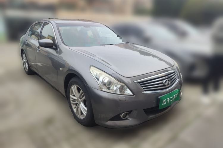 Used Infiniti G Series 2010 G25 Sedan Luxury Sport Edition Front Right 45 Deg