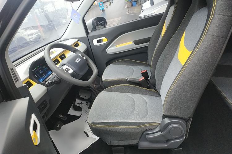 Used Chery QQ Ice Cream 2022 120km Conical Shape Lithium Iron Phosphate
