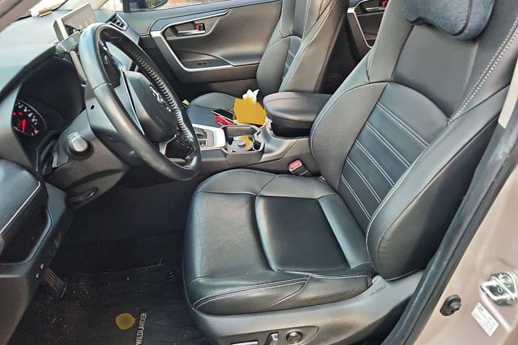 Used Toyota Wildlander 2022 2.0L CVT Two-Wheel Drive Luxury Edition