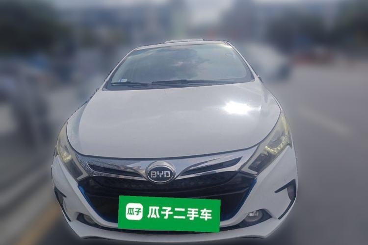 Used BYD Qin New Energy 2015 1.5T Dual-Crown Flagship Edition
