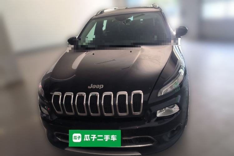 Used Jeep Cherokee 2020 2.0L Two-Wheel Drive Classic Sports Edition
