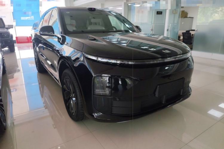 Used Li Auto L6 2025 Max Smart Refresh Edition Front Right 45 Deg