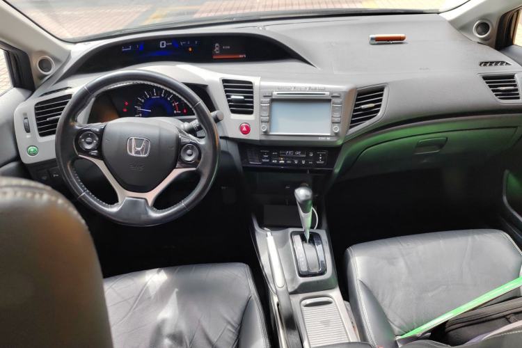 Used Honda Civic 2013 10th Anniversary 1.8L Automatic Luxury Edition
