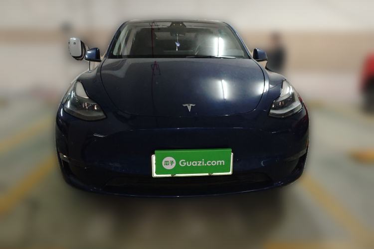 Used Tesla Model Y 2022 Long-Range All-Wheel-Drive Version