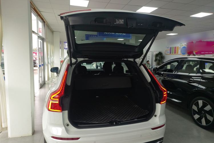 Used Volvo XC60 2020 T5 4x4 Smart & Dynamic Sport Edition
