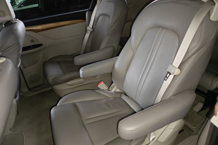 Used Buick GL8 2017 ES 28T Comfort Model China V Standard
