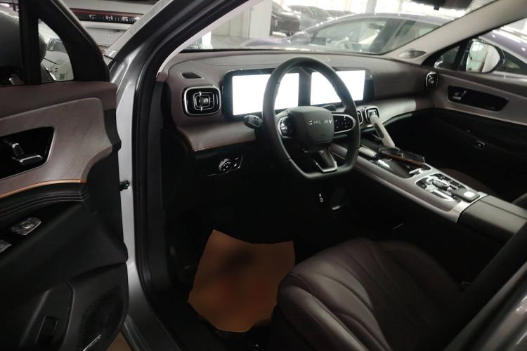 Used Chery Tiggo 9 C-DM 2025 1.5T 106KM Ultra-Comfort Edition 5 Seats Lithium-NMC Driver Seat