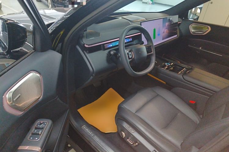 Used Lynk & Co 900 2025 2.0T Ultra