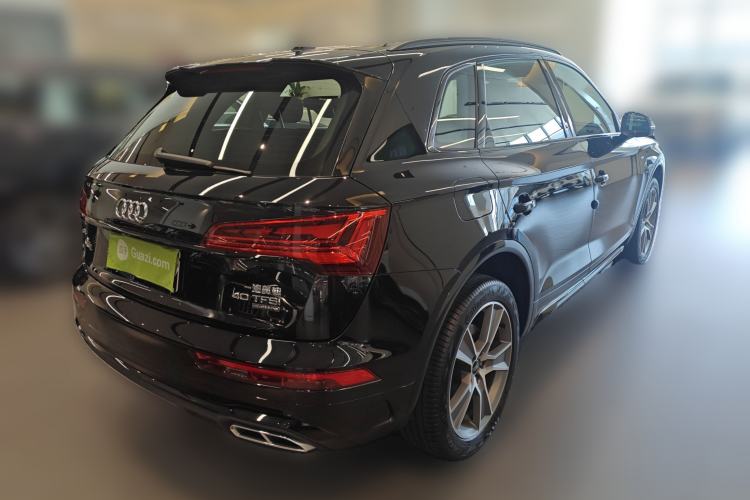 Used Audi Q5L 2024 40 TFSI Luxury Dynamic Edition Rear Right 45 Deg