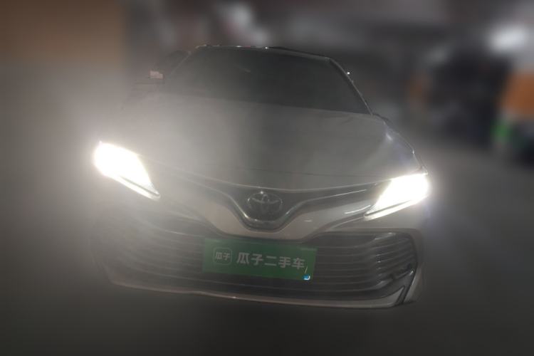 Used Toyota Camry 2018 2.0G Luxury Edition
