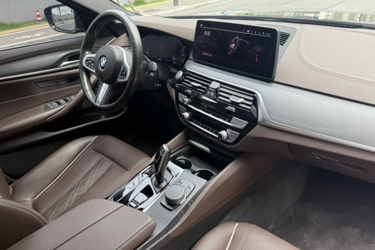 Used BMW 5 Series New Energy 2021 535Le M Sport Package Interior 8