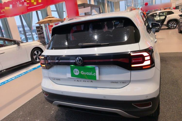 Used Volkswagen Tacqua 2021 200TSI DSG JoyConnect Edition
