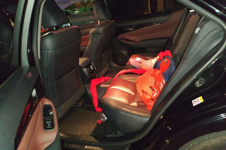 Used Toyota Crown 2015 2.0T Fashion Edition
