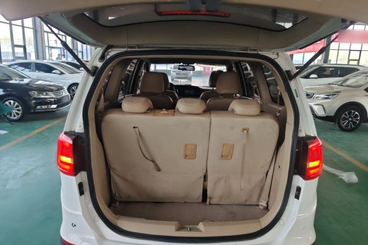 Used Baojun 730 2016 1.5L Manual Comfort Version 7 Seats China V Emission Standard Trunk