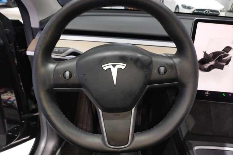 Used Tesla Model Y 2022 Rear-Wheel-Drive Version