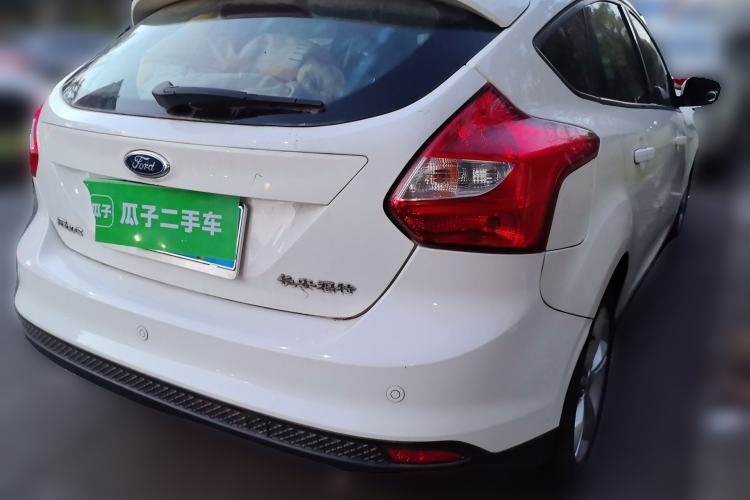 Used Ford Focus 2012 Hatchback 1.6L Manual Fashion Edition