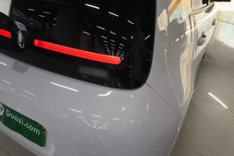 Used ORA White Cat 2020 305 km Luxury Version Right Rear Taillight