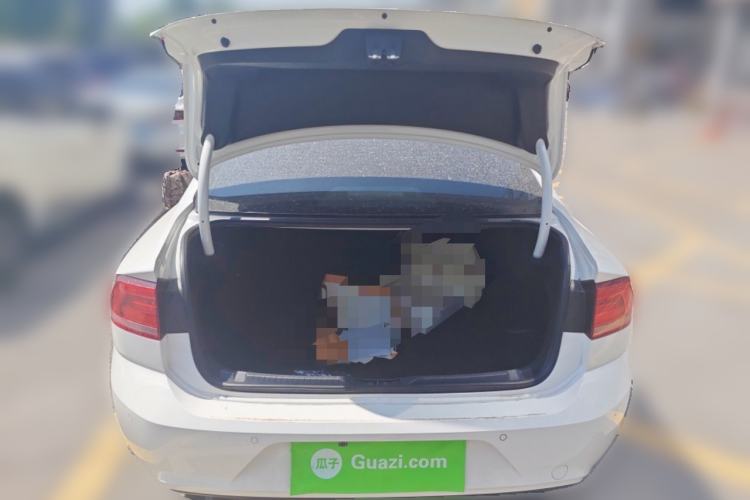 Used Volkswagen Lamando 2015 230TSI DSG Fashion Edition Trunk