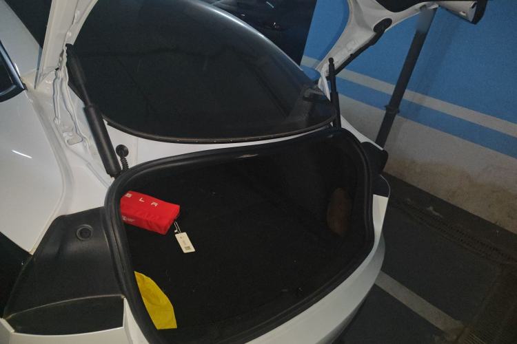 Used Tesla Model 3 2024 High-Performance All-Wheel-Drive Version
