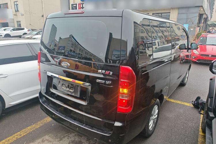 Used JAC Refine M3 2023 PLUS 1.5T 7/8-seater Smart Connectivity Version