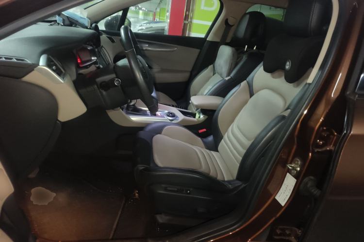 Used DS 6 2014 1.6T Luxury Edition THP160
