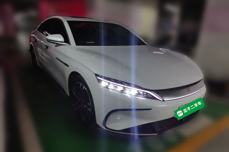 Used BYD Han 2023 EV Champion Edition 605KM Front-Drive Premium Model Front Right 45 Deg