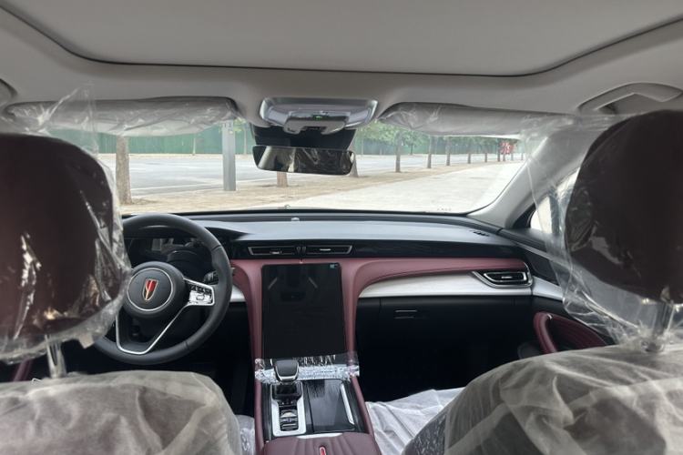 Used Hongqi H5 2025 2.0T Automatic Flag Edition – 500 000 Units Commemorative Version
