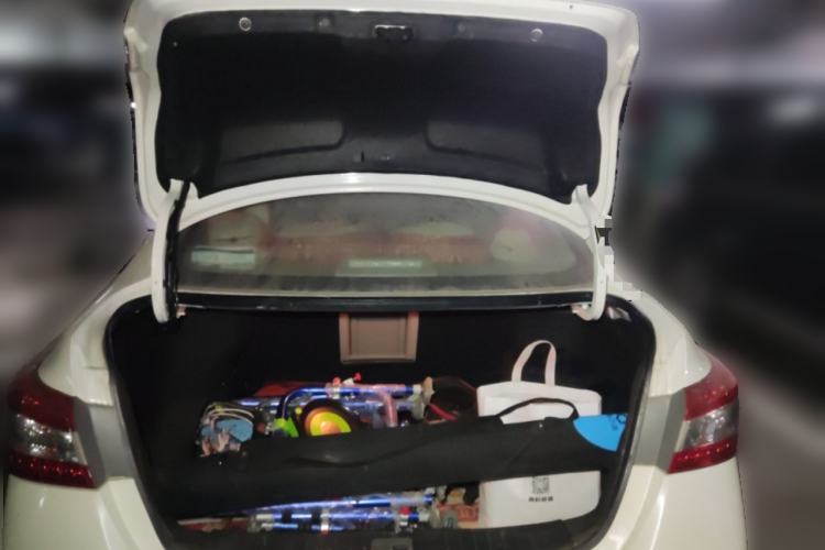 Used Nissan Sylphy 2012 1.6 XL Manual Luxury Edition Trunk