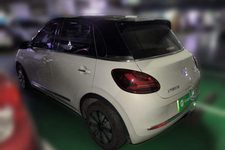 Used Wuling Bingo 2023 333 km Lingxi Connected+ Version
