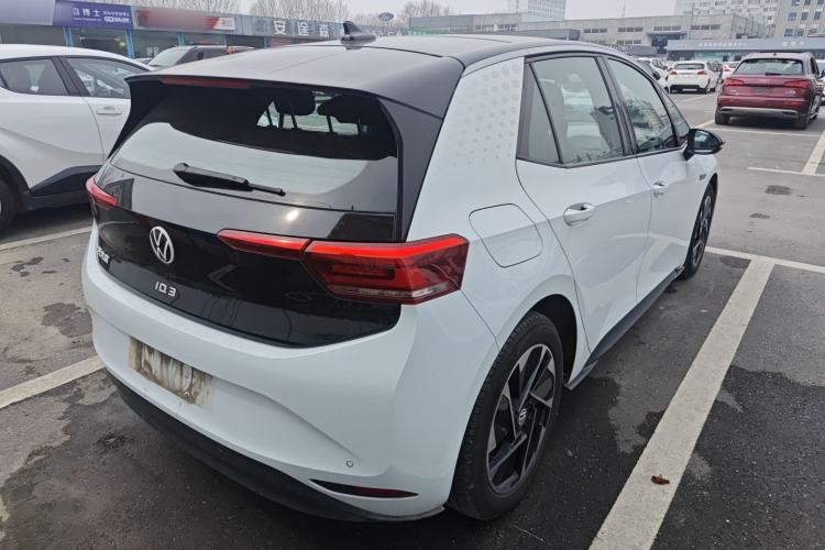 Used Volkswagen ID.3 2023 Pure Smart Edition Rear Right 45 Deg