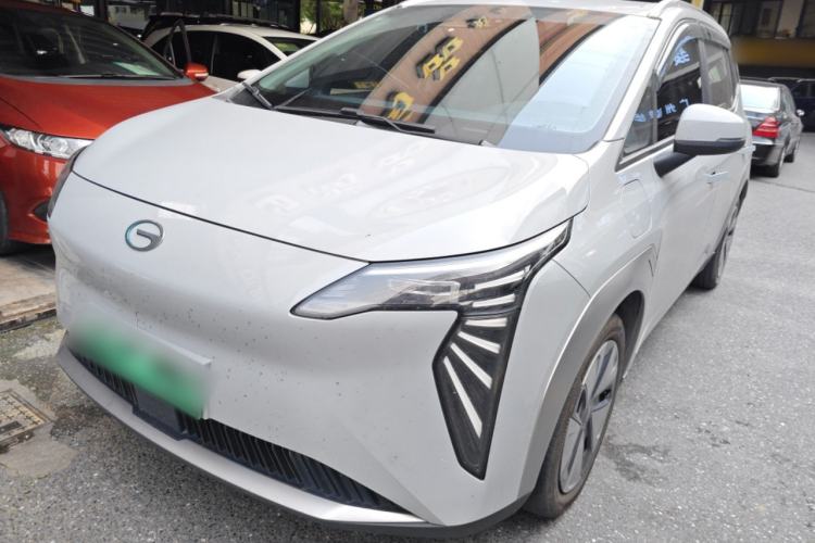 Used AION Y 2023 Younger