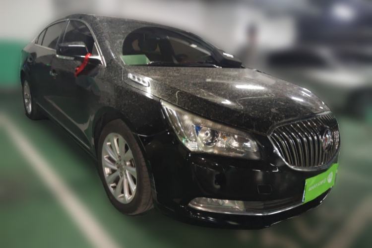 Used Buick LaCrosse 2013 2.4L SIDI Luxury Comfort Edition Front Right 45 Deg