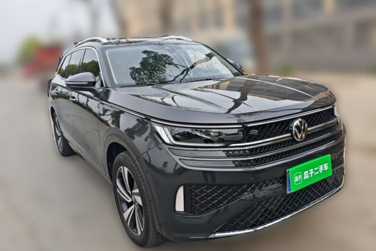 Used Volkswagen Tavendor 2024 380TSI All-Wheel Drive R-Line Cruise Edition