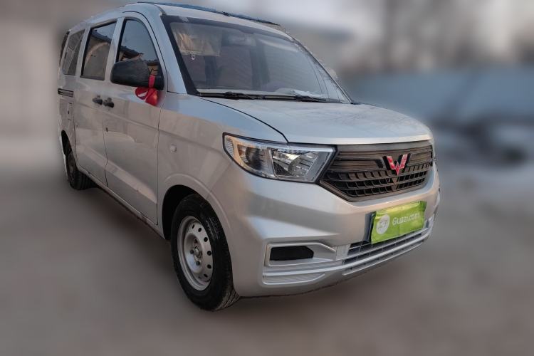 Used Wuling Hongguang V 2020 1.5L Commercial Vehicle China VI LAR
