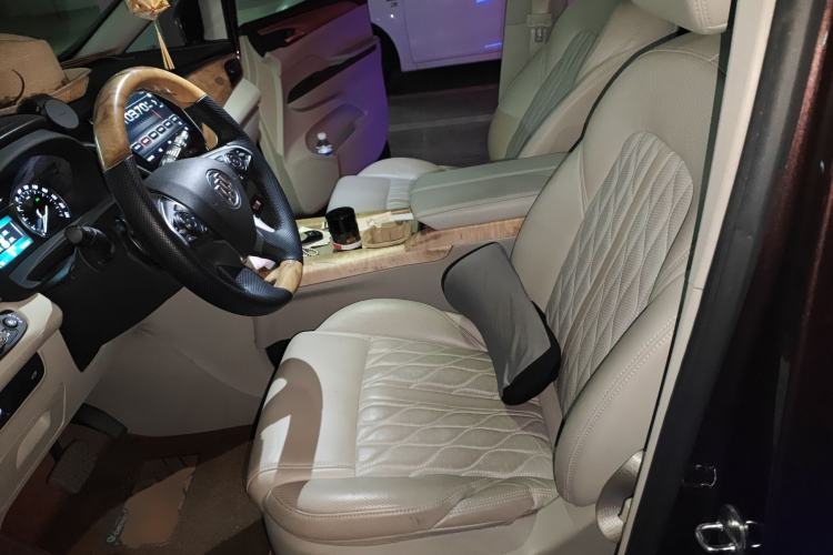 Used Buick GL8 2018 ES 28T Comfort Model China VI Standard
