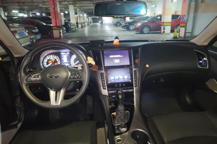 Used Infiniti Q50L 2021 2.0T Enjoyment Edition
