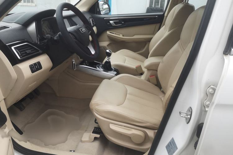 Used Zotye Domy X5 2017 Upgraded Model 1.5T Manual Luxury Version Left Front Seat