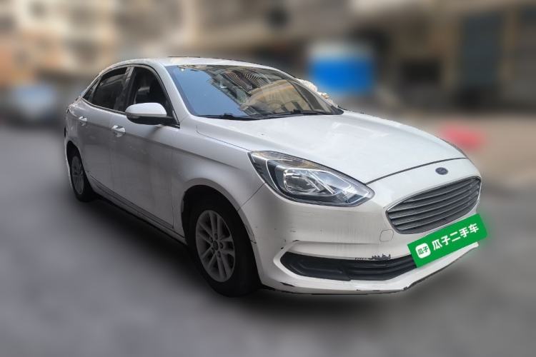 Used Ford Escort 2019 1.5L Automatic ZhiXiang Model Front Right 45 Deg